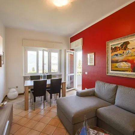 Castagnola 8 ヴェルバーニア