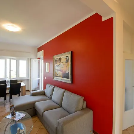 アパート Castagnola 8